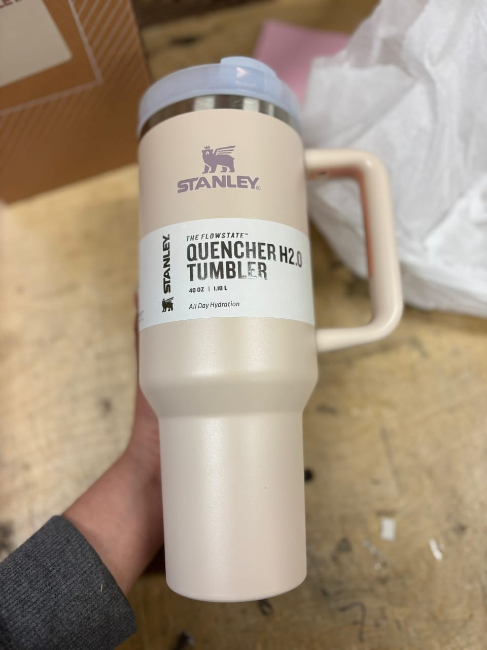 40 oz Quencher-Style Insulated Tumbler with Handle & Straw – Cream Beige