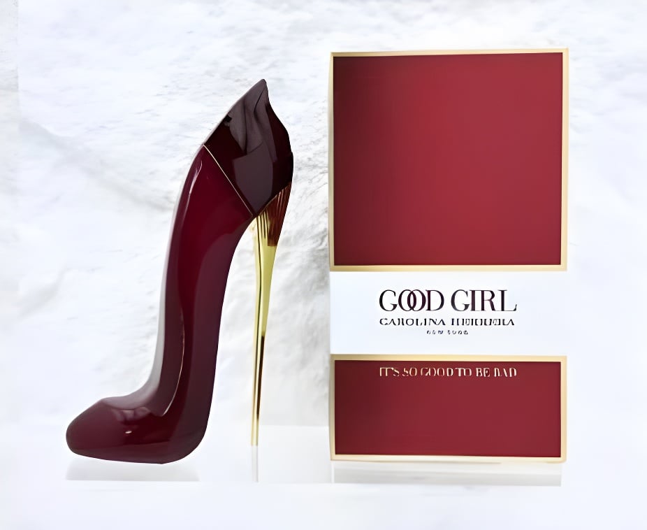 Carolina Herrera Good Girl Eau de Parfum perfume bottle and box front view